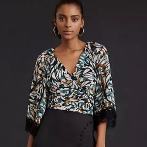 Anthropologie Flutter Sleeve Lace Wrap Top Size XS